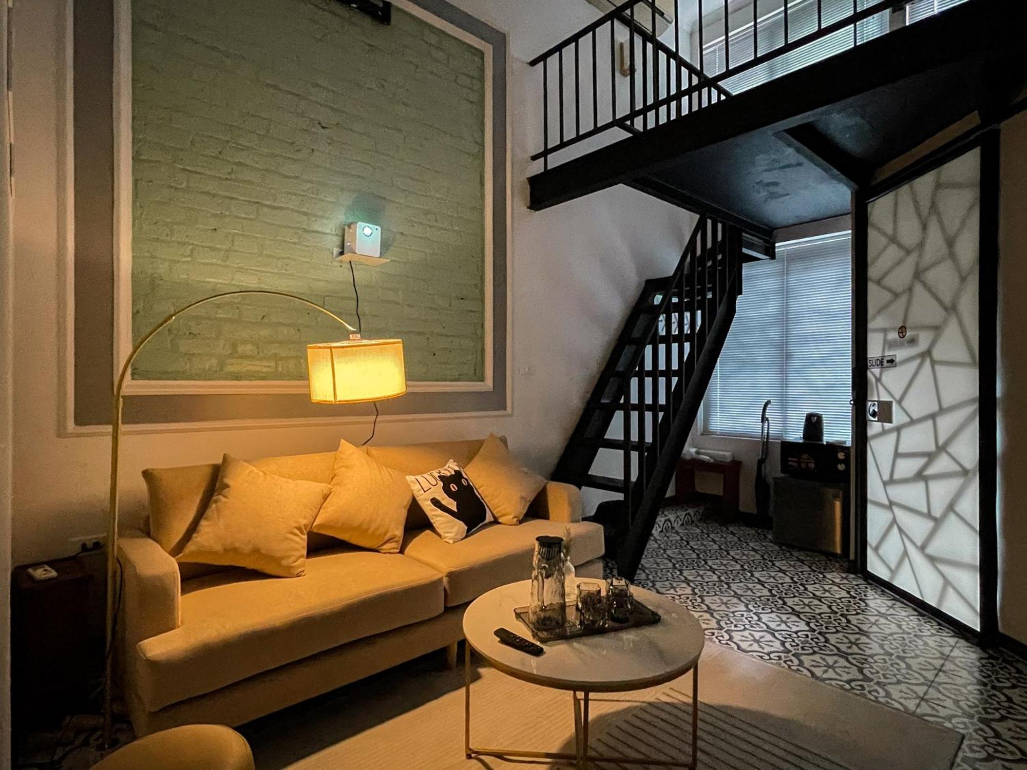 Zeus Living - Old Quater Homestay Hanoï Extérieur photo