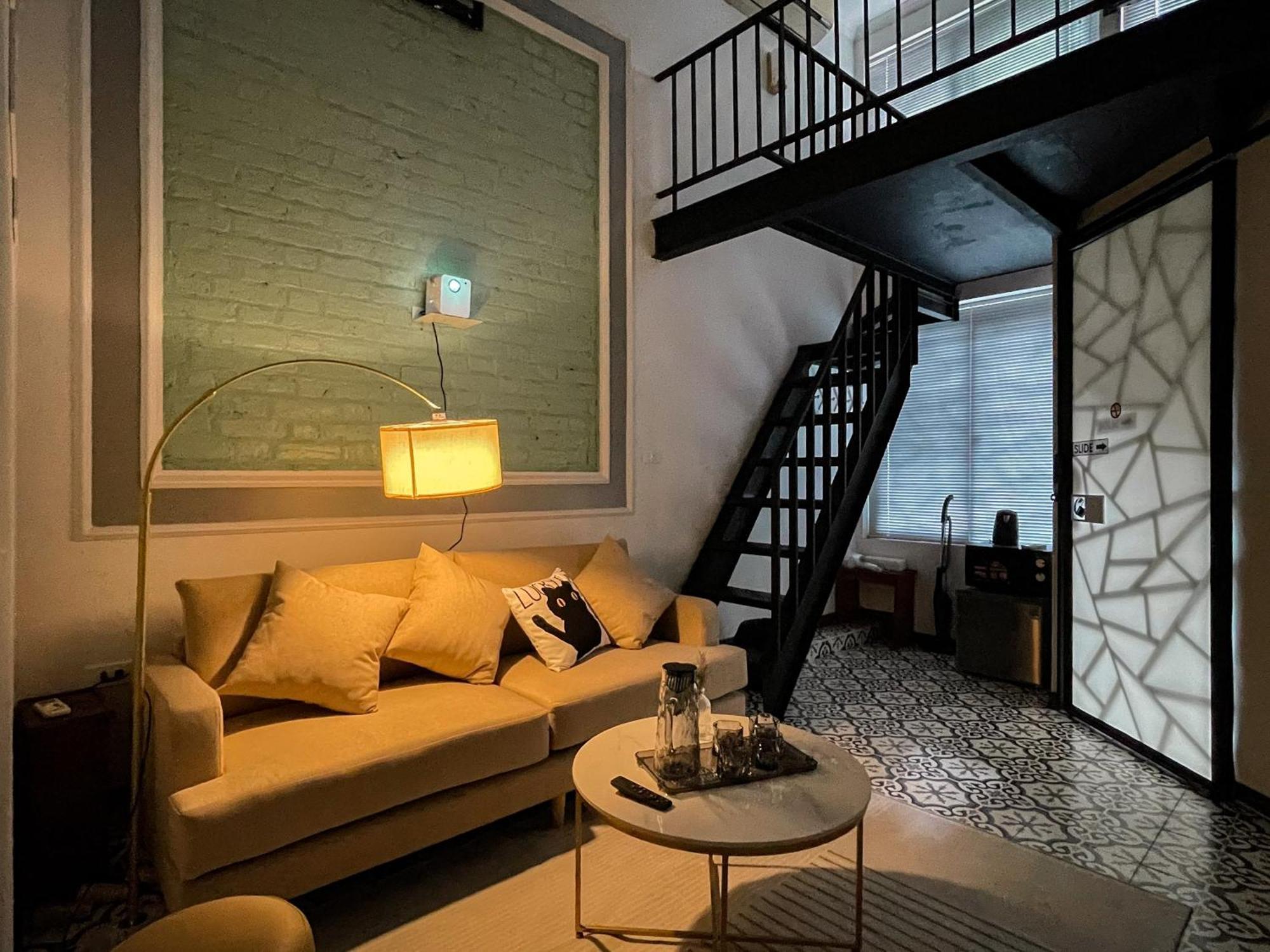 Zeus Living - Old Quater Homestay Hanoï Extérieur photo